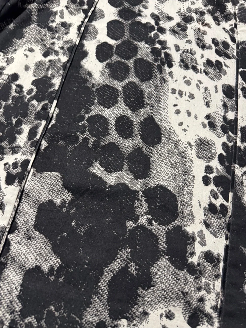 Worthington Black and White Abstract Pencil Skirt